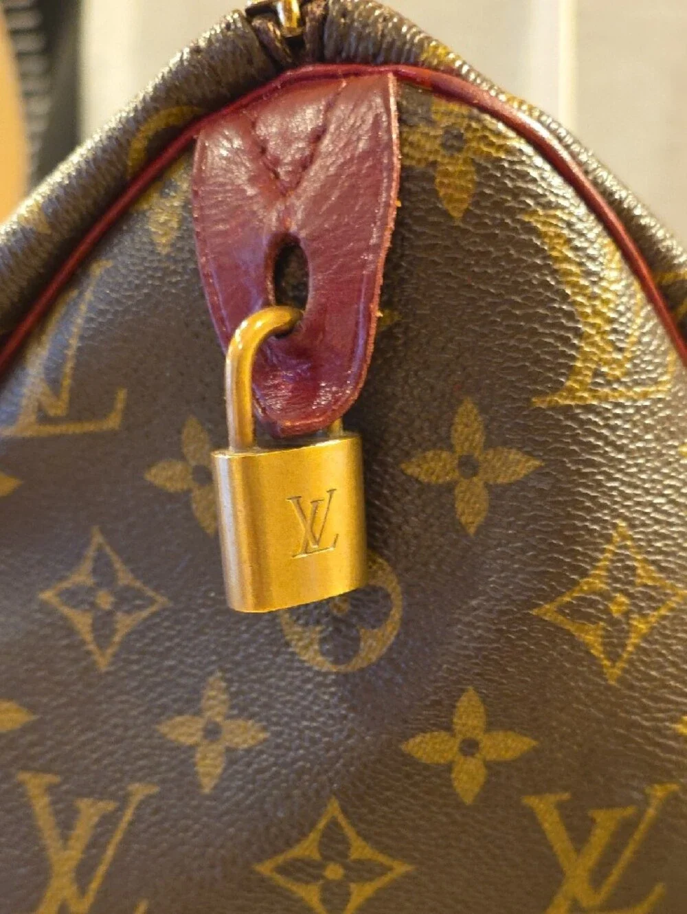 Louis Vuitton authentic classic